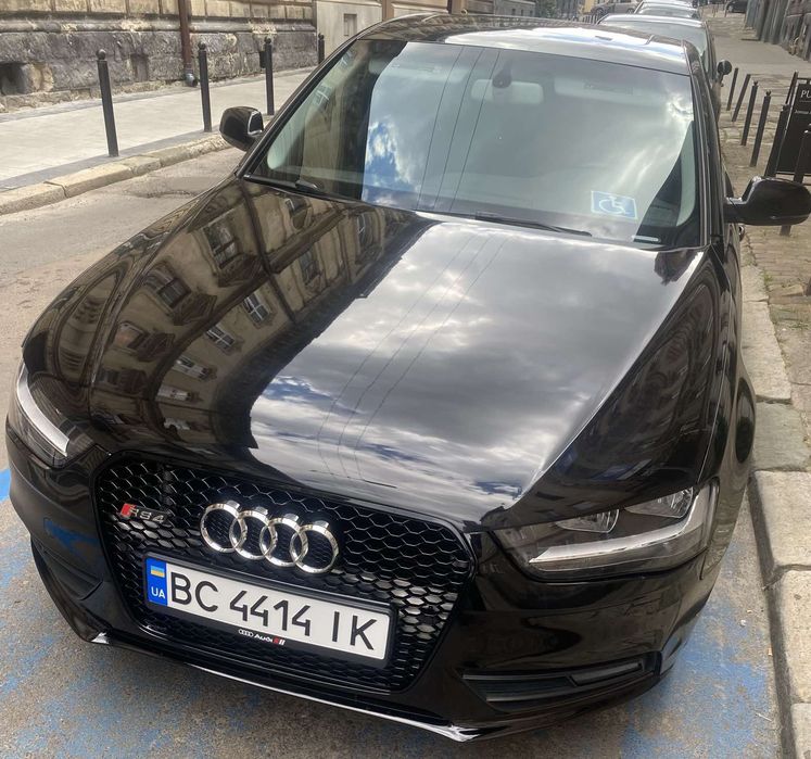AUDI A4 B8 2013 РОКУ