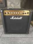 Wzmacniacz gitarowy Marshall mg15cdr