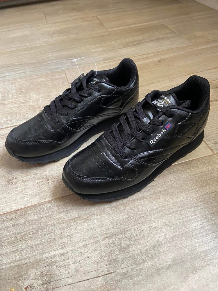 Кросівки Reebok 36,37,38