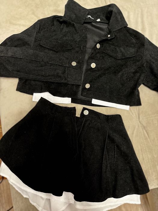 Костюм жіночій розмір s