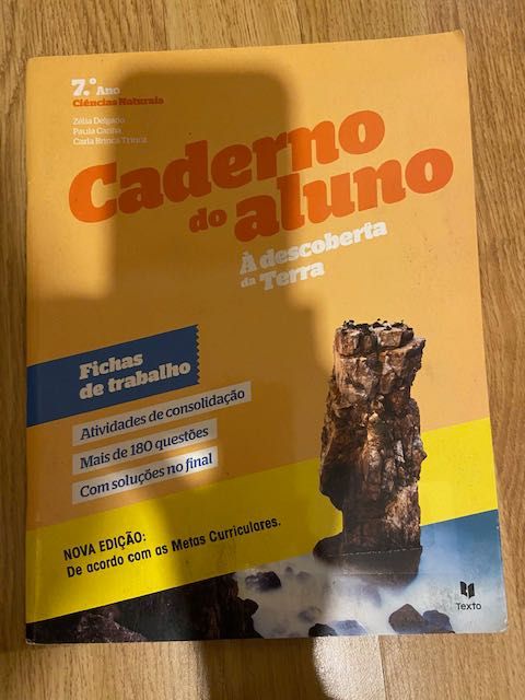 À Descoberta da Terra 7.ºano CN manual e caderno do aluno