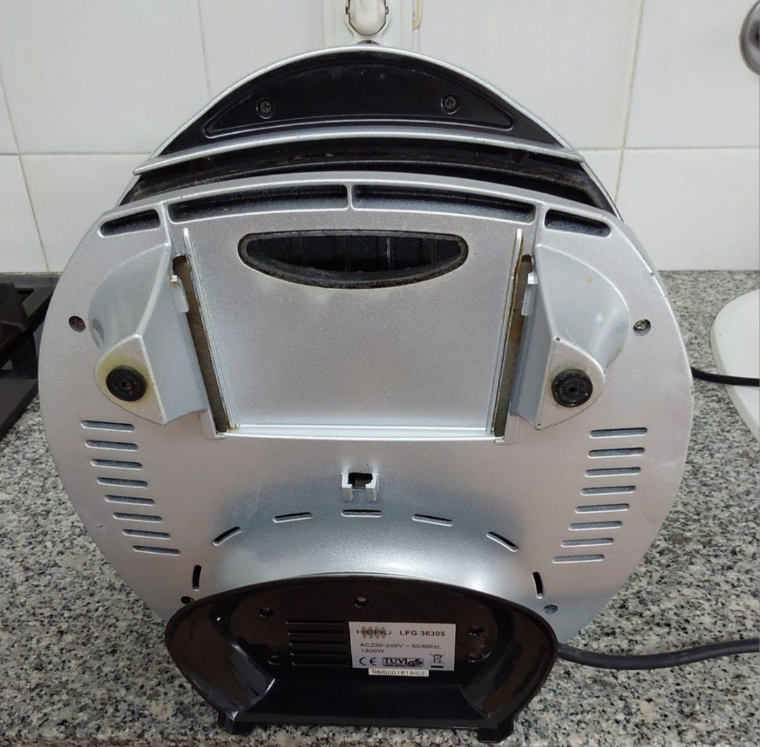 TOSTADEIRA E GRILL.Casa,Cozinha,Campismo,Restaurante,Emprego,Hotelaria