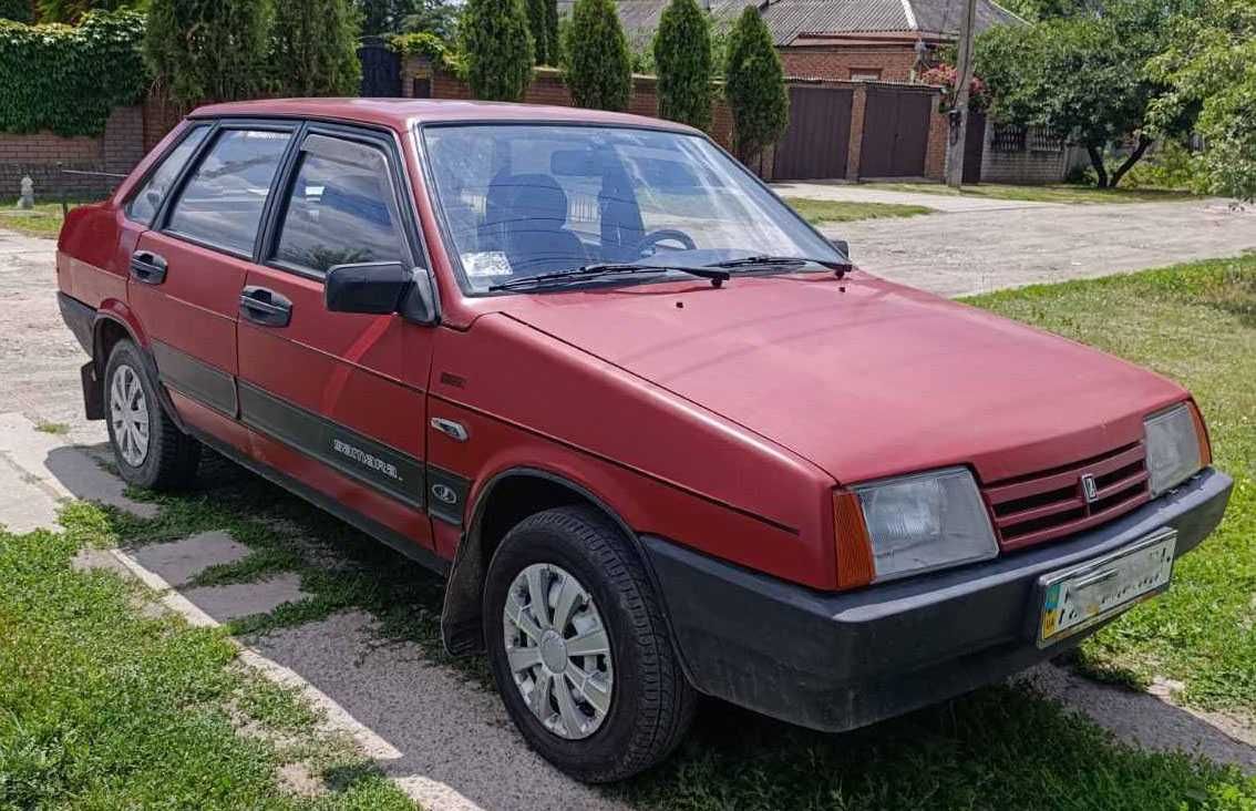 Продам ВАЗ 21099
