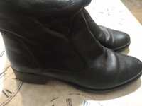 Vende.se botas pretas tamanho 40