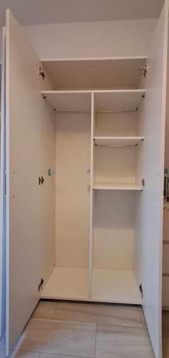 Armário vassoureiro - 79x42x180