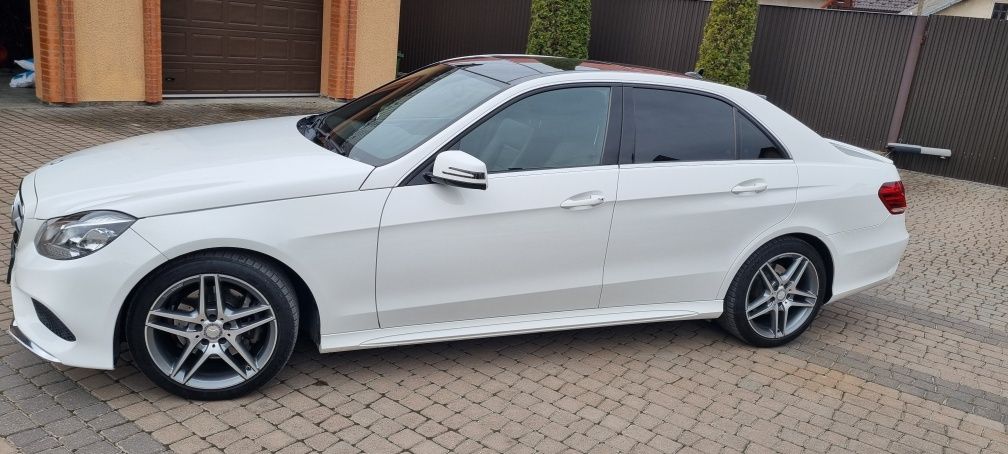 Mercedes Е350 AMG 4Matic 2014