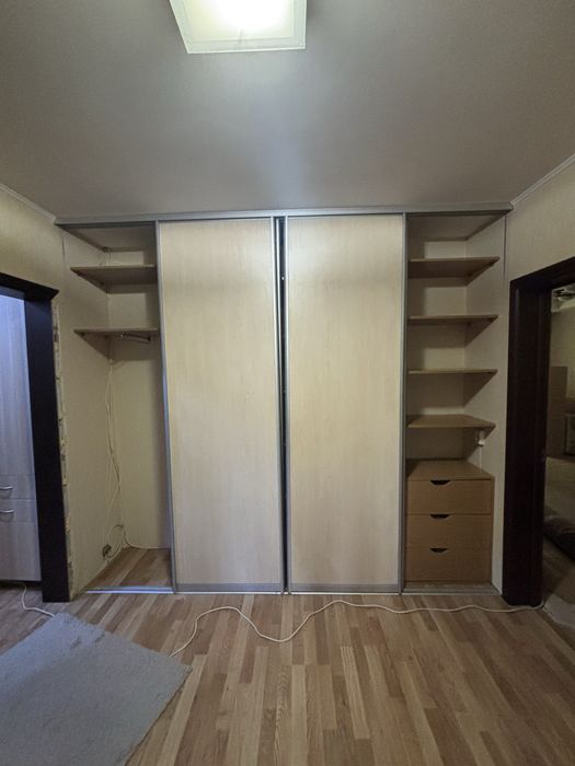 Шафа-купе вбудована 283*249Н