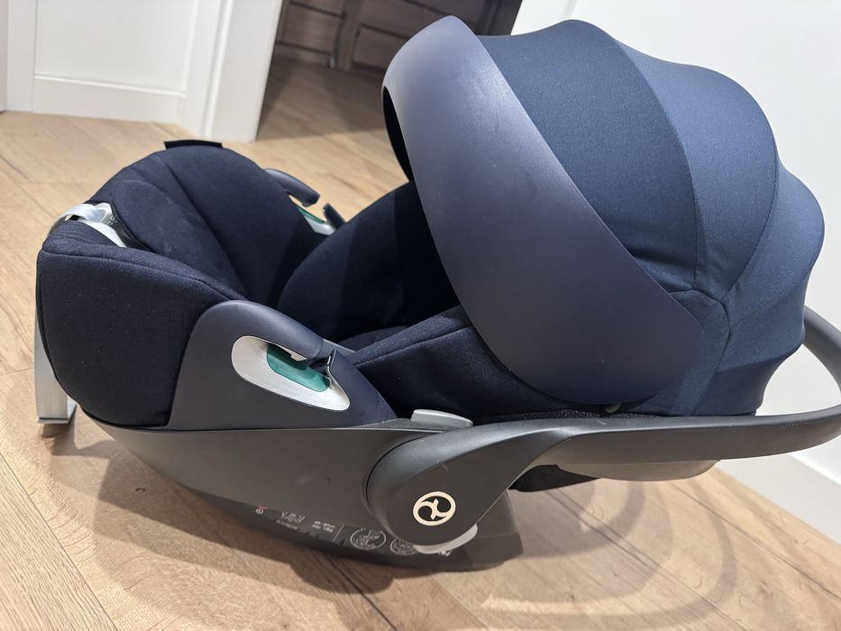 Cybex Cloud Z i-Size fotelik + baza