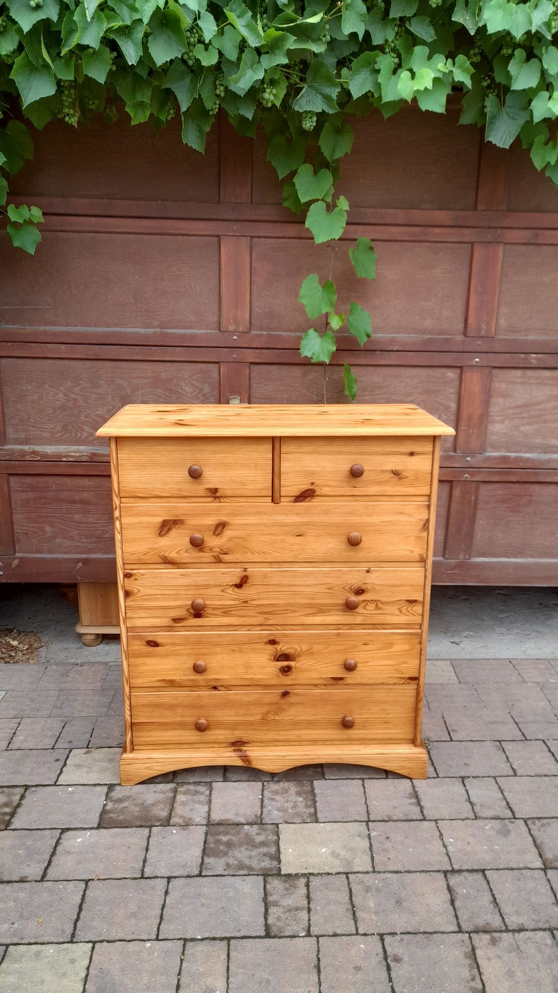Drewniane komody sosnowe , lite drewno