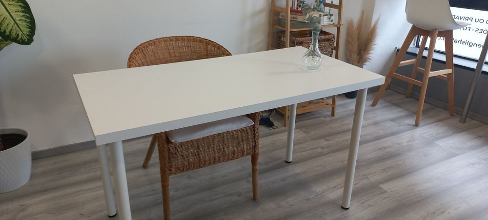 Secretária branca Ikea