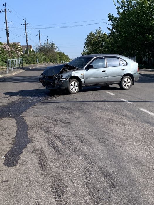 Продам тойота корола 1.3