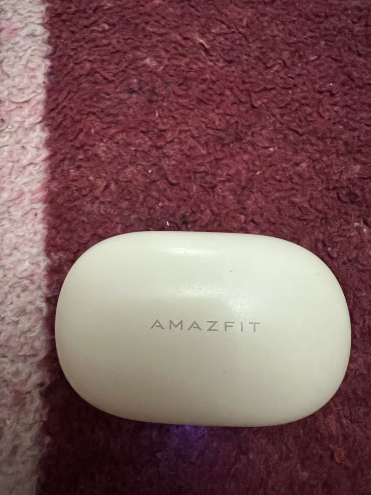База для зарядки навушників Amazfit