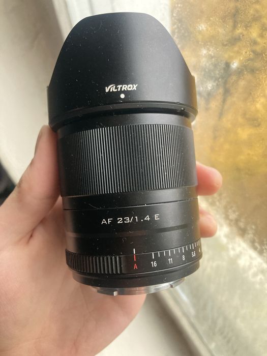 Viltrox 23 1.4 Sony з коробкою