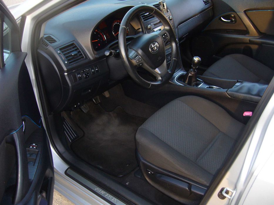 Toyota Avensis * D4D * 2009 * klimatronic * zadbana * zarejestrowana
