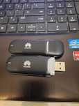 Modem Huawei USB , do internetu, posiada 2 sloty do karty SIM, karty p
