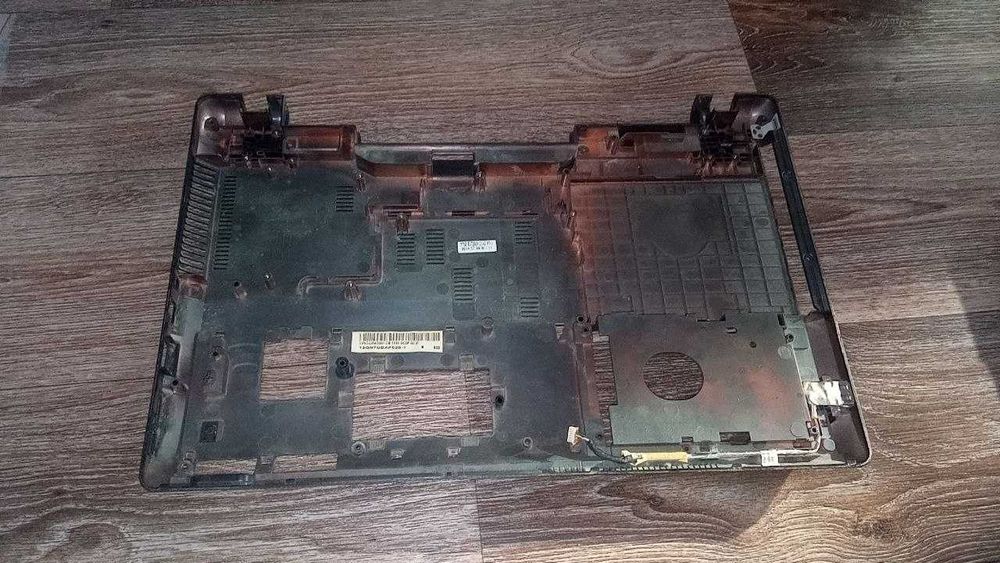 Нижня частина (корито і топкейс) ноутбука Asus X54H
