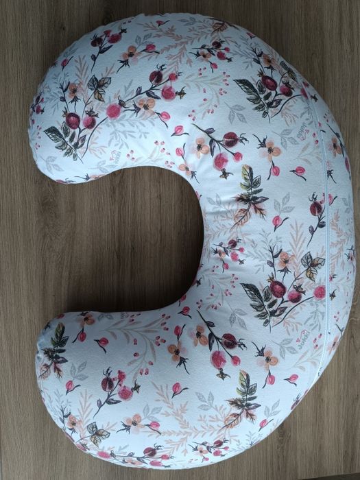 Poduszka rogal do karmienia