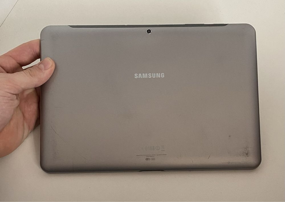 Планшет Samsung tab 2 10"/1GB RAM/16GB ROM! D669