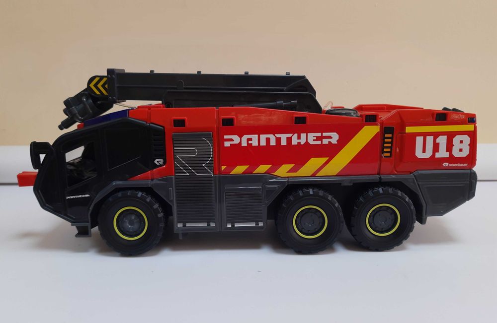 DICKIE Lotniskowa Straż Pożarna Zdalnie sterowany wóz [M]