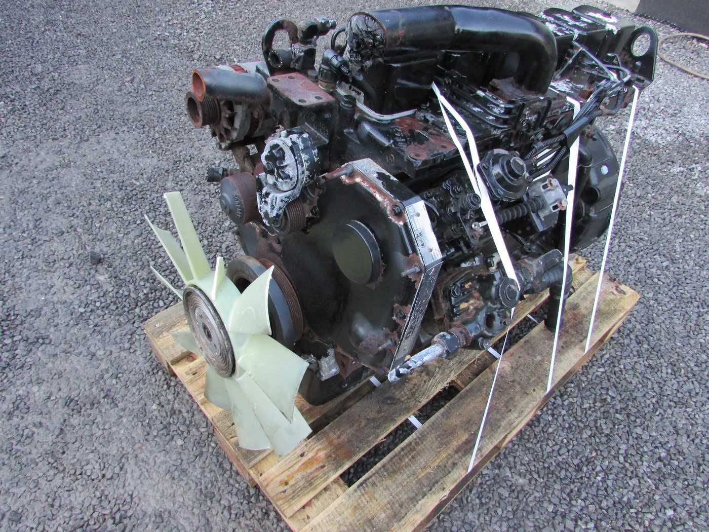 Silnik kompletny cummins cs 306 5.9 Case JCB Fastrac Hitachi daf man