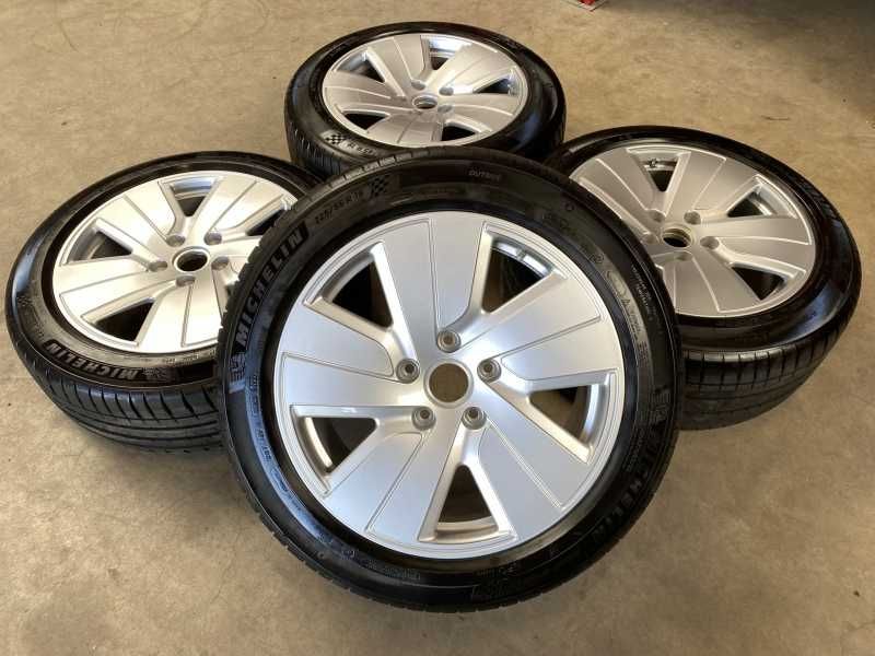 Jantes Taycan Aero de 19" C/PNEUS