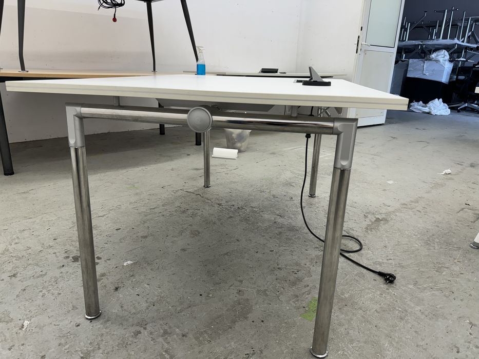 Stół konferencyjny maly brsk mediaportu  140/100