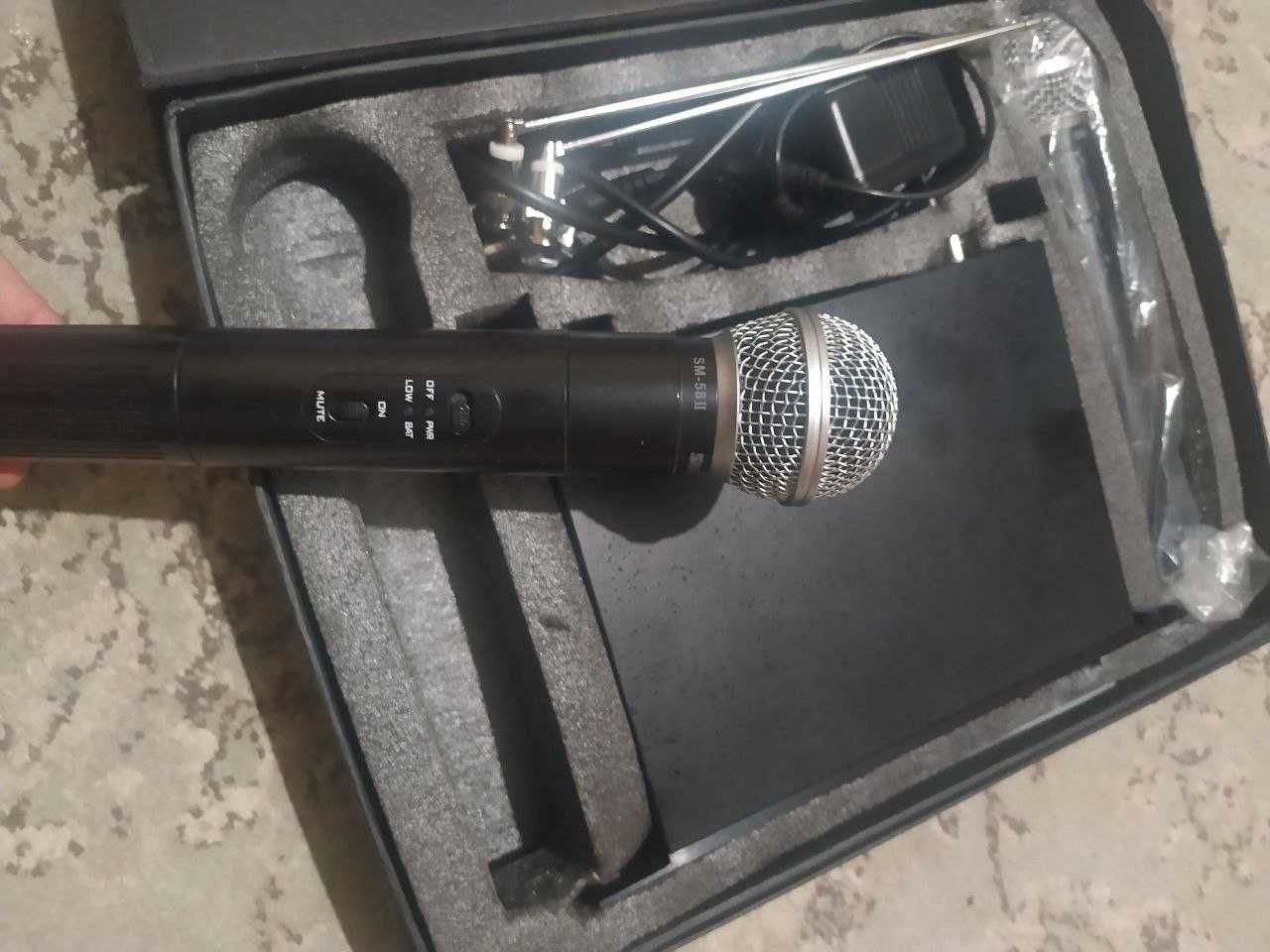 Микрофоны беспроводные 2шт Радіосистема SHURE SM58