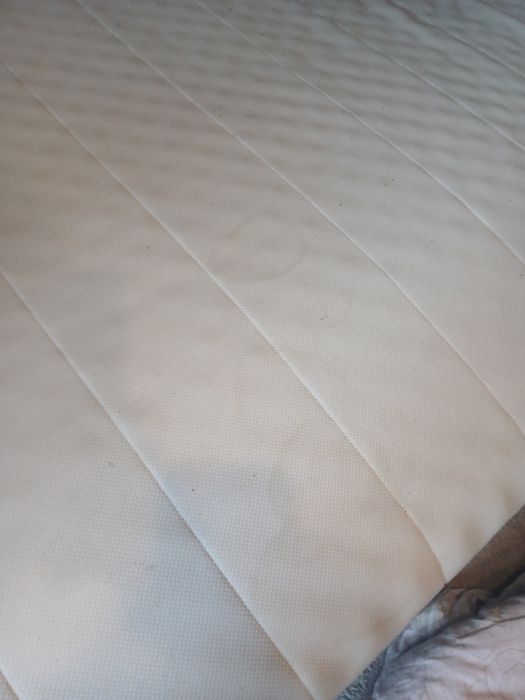 Materac 160x200.