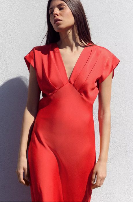 Плаття атласне червоне Zara xs