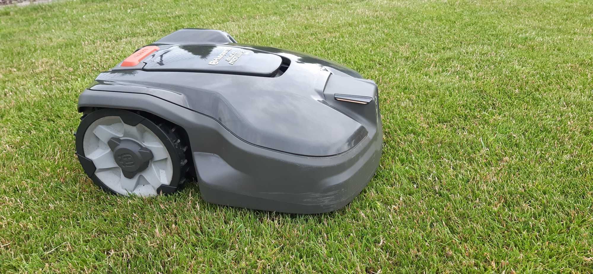 Kosiarka Automatyczna Robot Koszący - Husqvarna  305 - 600m2 Wysyłka