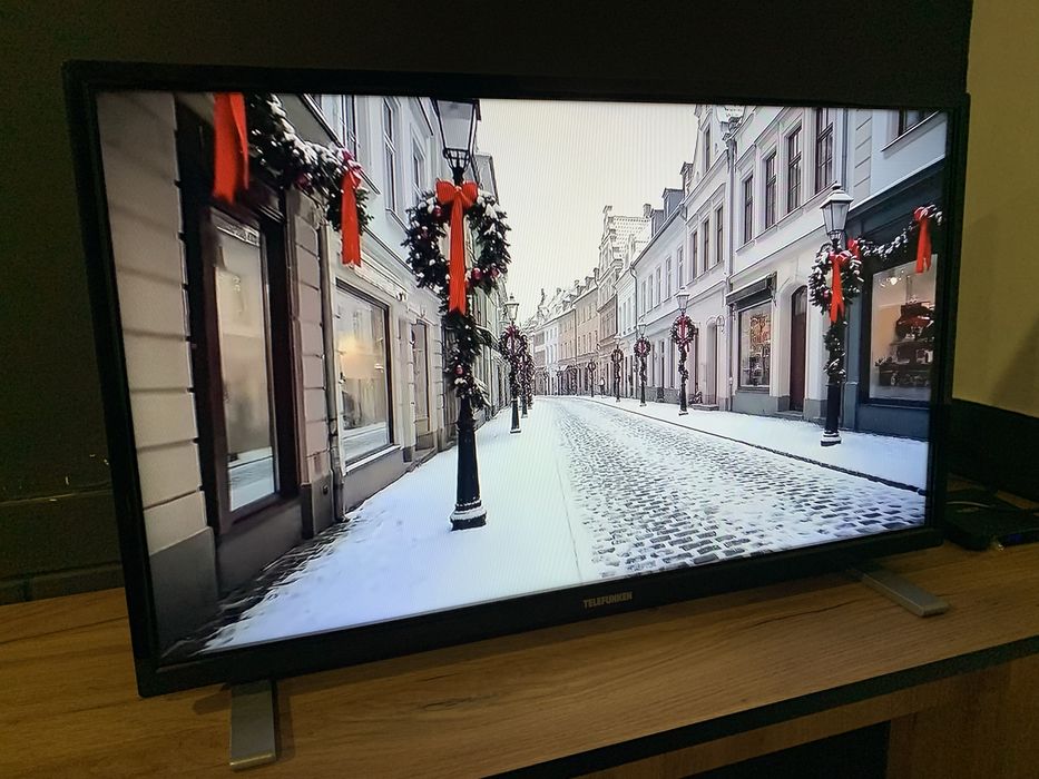 Телевізор Telefunken 32 дюйми під приставку