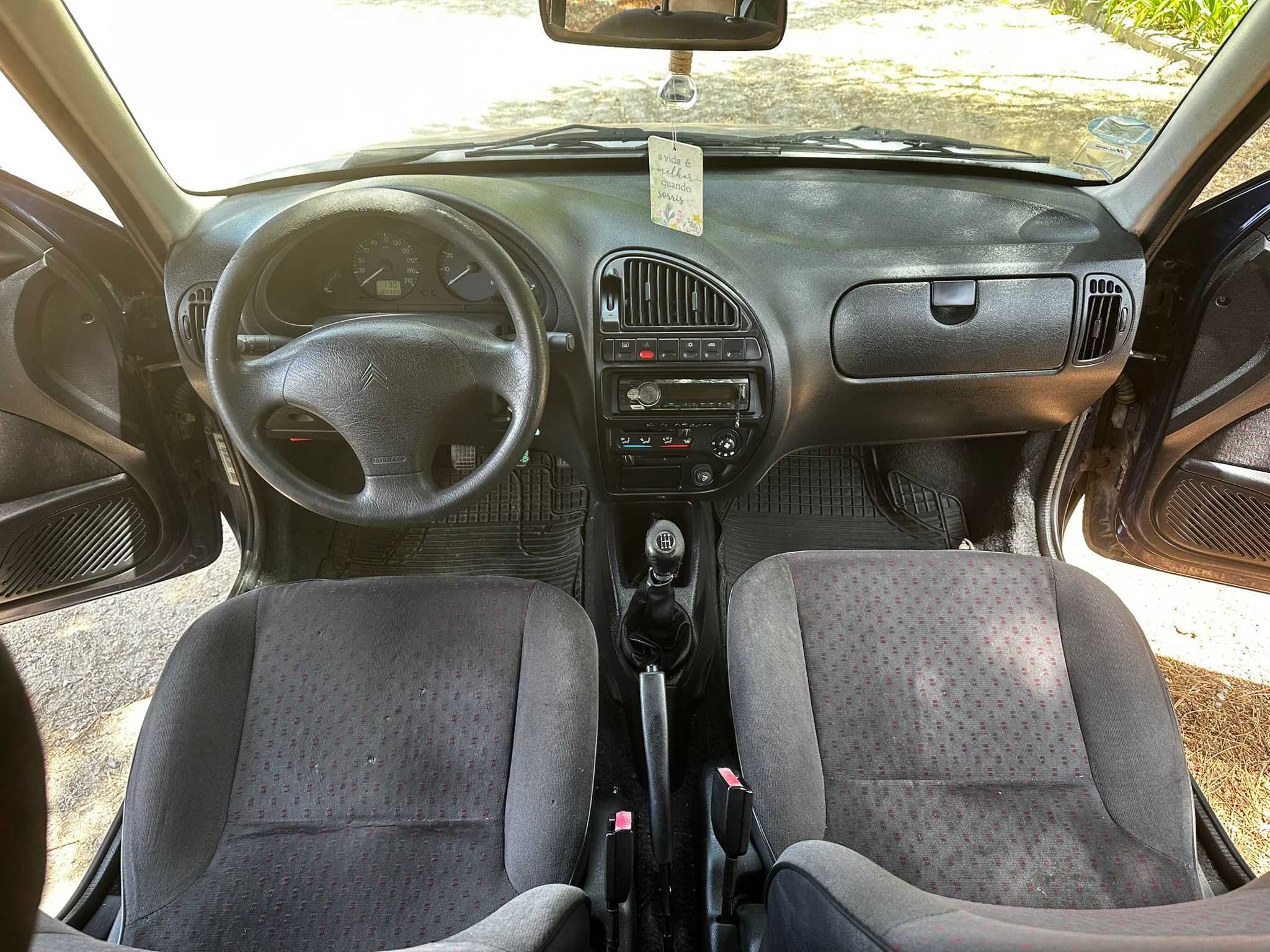 Citroën Saxo S1 1.1 X 2001 – Econômico por Apenas 1.000€