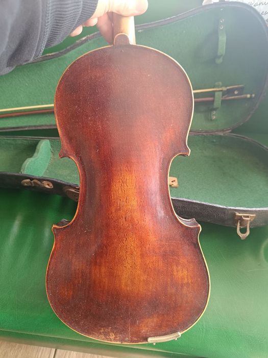 Skrzypce antonius stradivarius cremonensis faciebat anno 1725