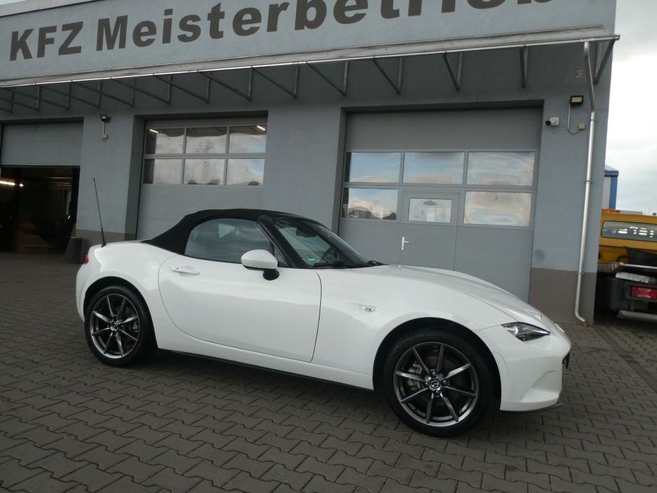 Бампер Mazda MX5 2016- разборка мх5 запчастини