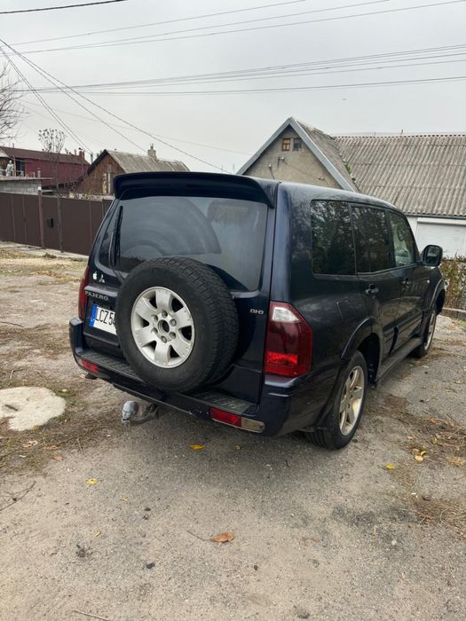 Продам Mitsubishi педжеро 2003