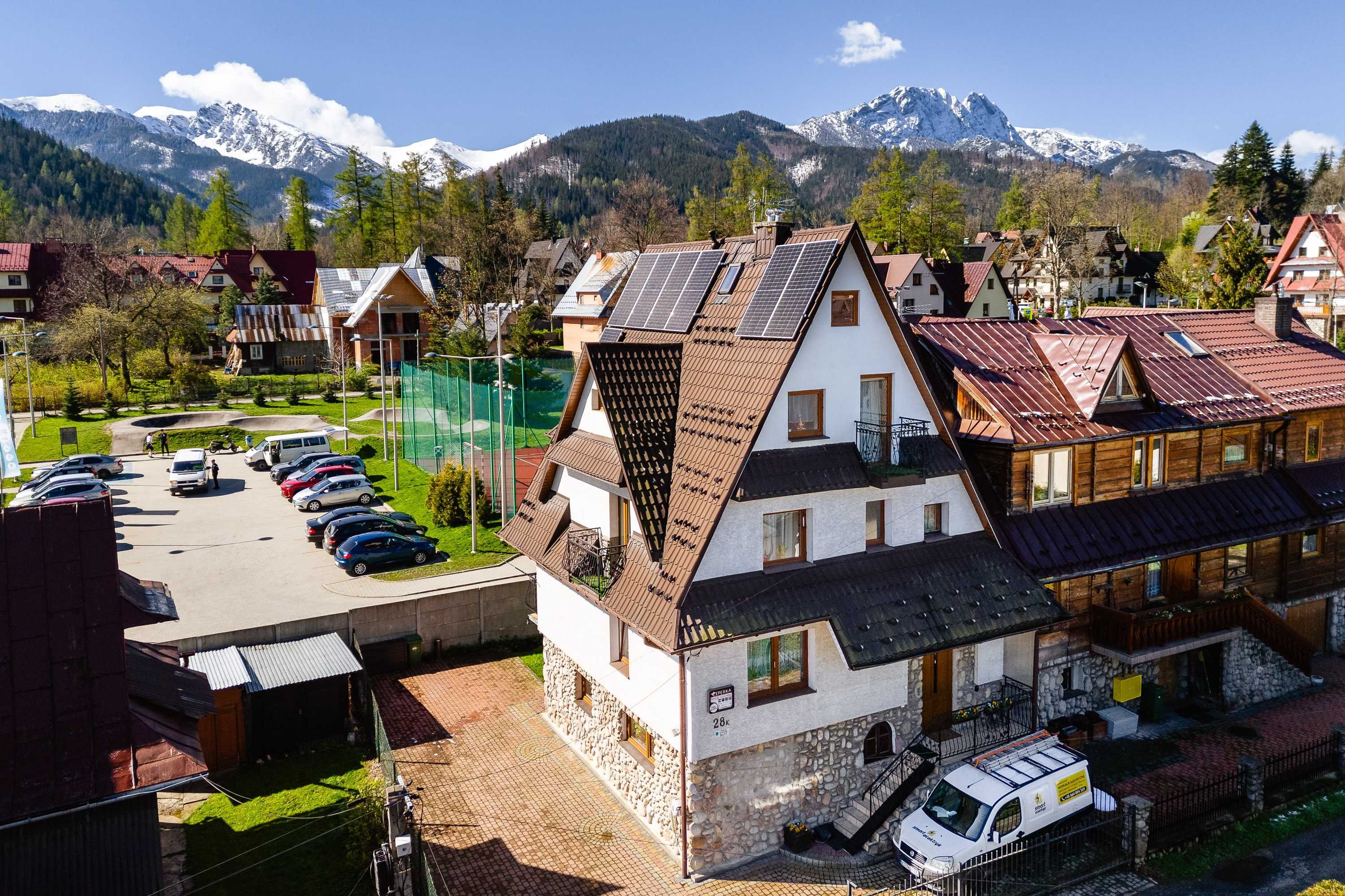 Pokoje gościnne z łazienkami Ceperka Zakopane widok na Tatry