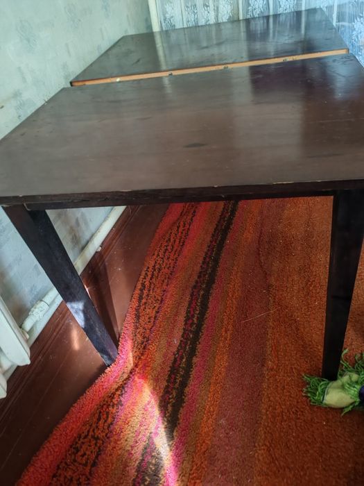 Табуретки дерев'яні