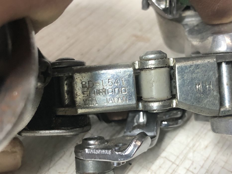 Shimano задній перемикач з довгою кліткою SIS RD-M554