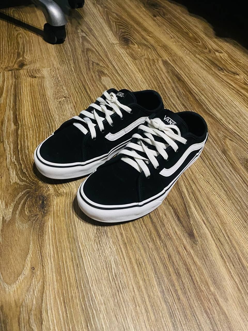 Vans old skool size 39