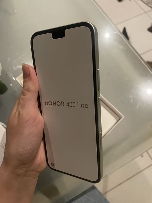 Honor 400 lite smartphon