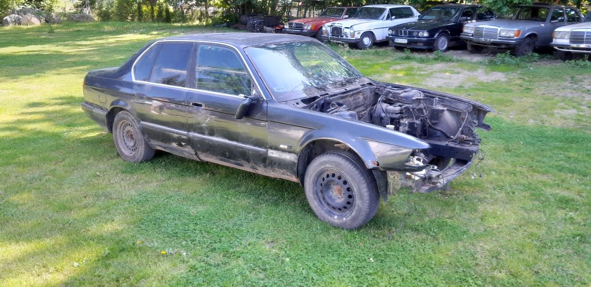 Bmw e32 w całości lub na części