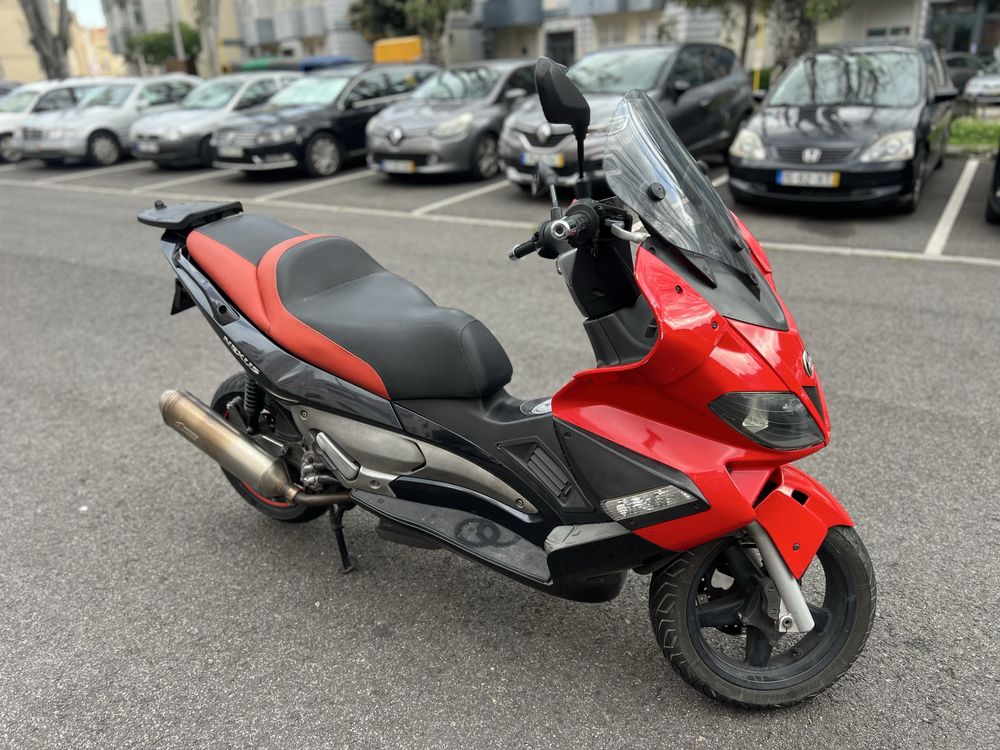 Gilera nexus 250 (motor vespa quasar com problema)