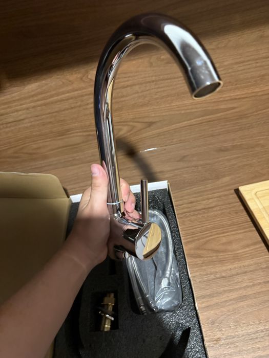 Bateria do zlewu w kuchni