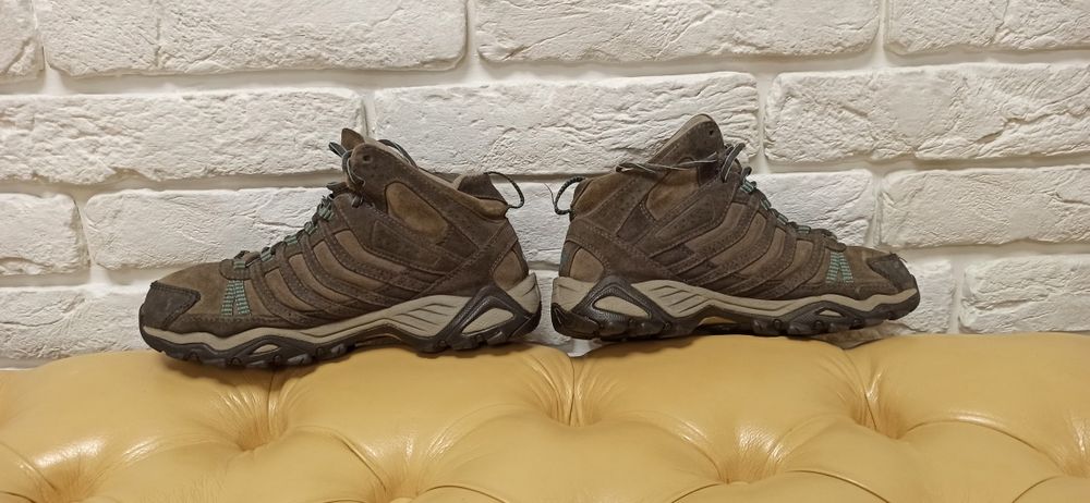 Трекінгові черевики Salomon, EU38