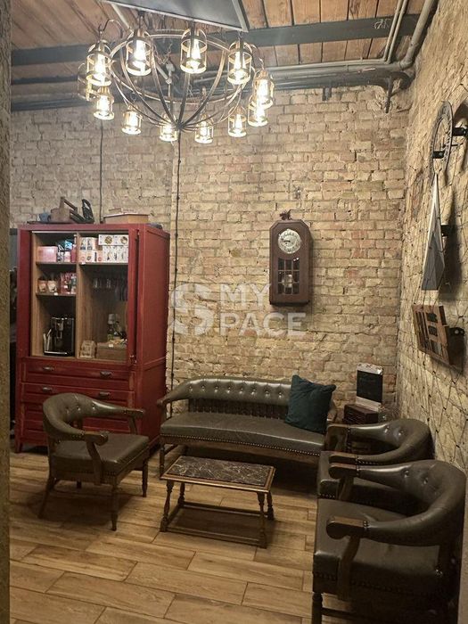 вул. Ярославів Вал, 17Б