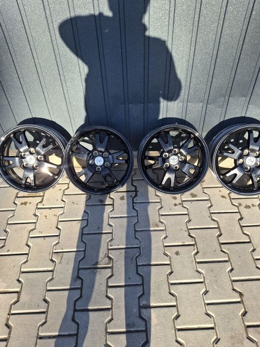 Диски Toyota prius 30