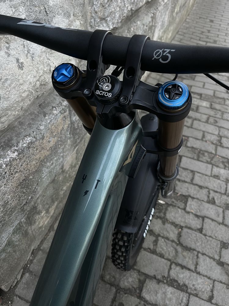 YT Tues 2024 29’ fox40 dhx sram code gx carbon