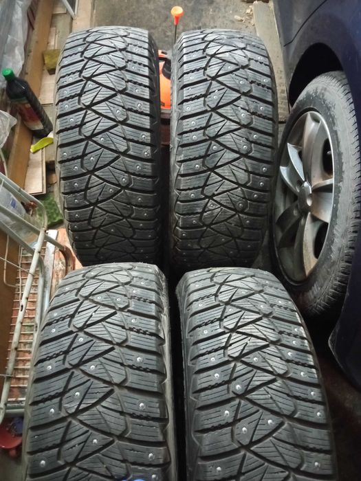 205/55/16 Goodyear Ultra Grip 600. Шип. Зима