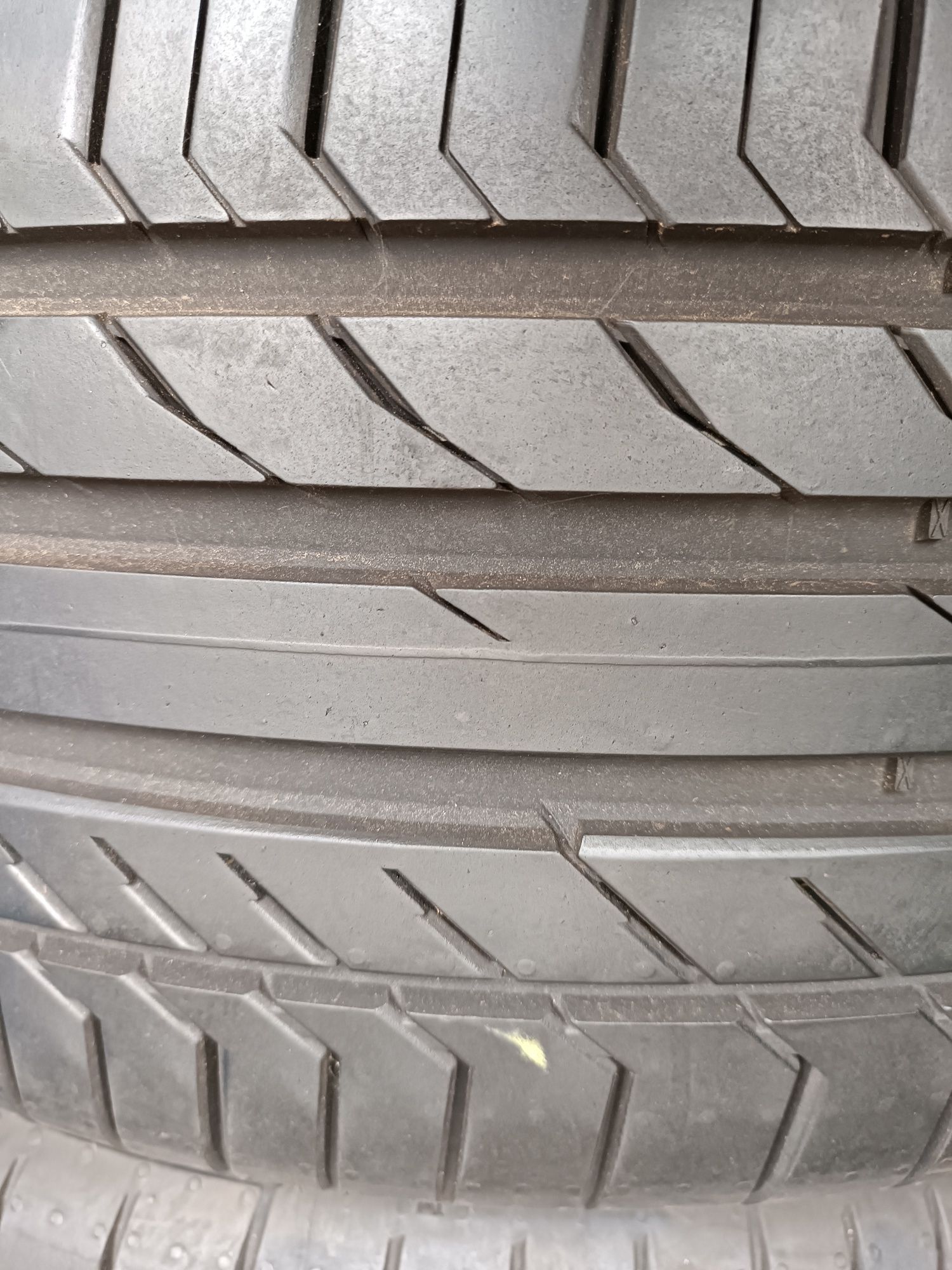 Opony 235/50 r18