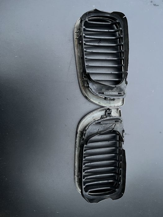 Продам решітки радіатора бмв е46 ціна за 2